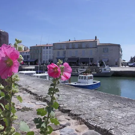 L'ilot Sur Le Port Апартаменты Сен-Мартен-де-Ре